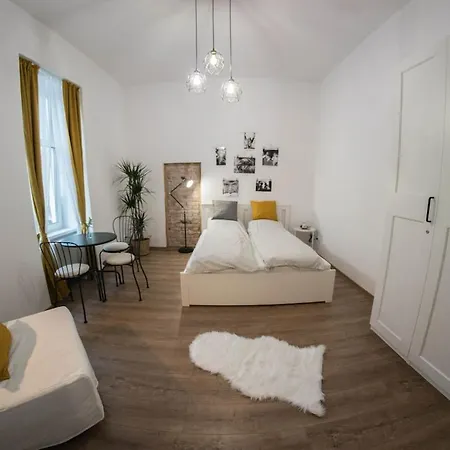 City Center Festival Apartment Cluj-Napoca Exterior photo